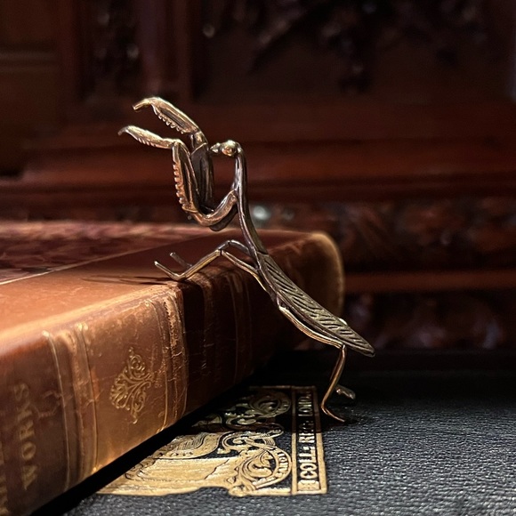 Other - Brass Alloy Praying Mantis Vintage-style Sculpture Desk Decor